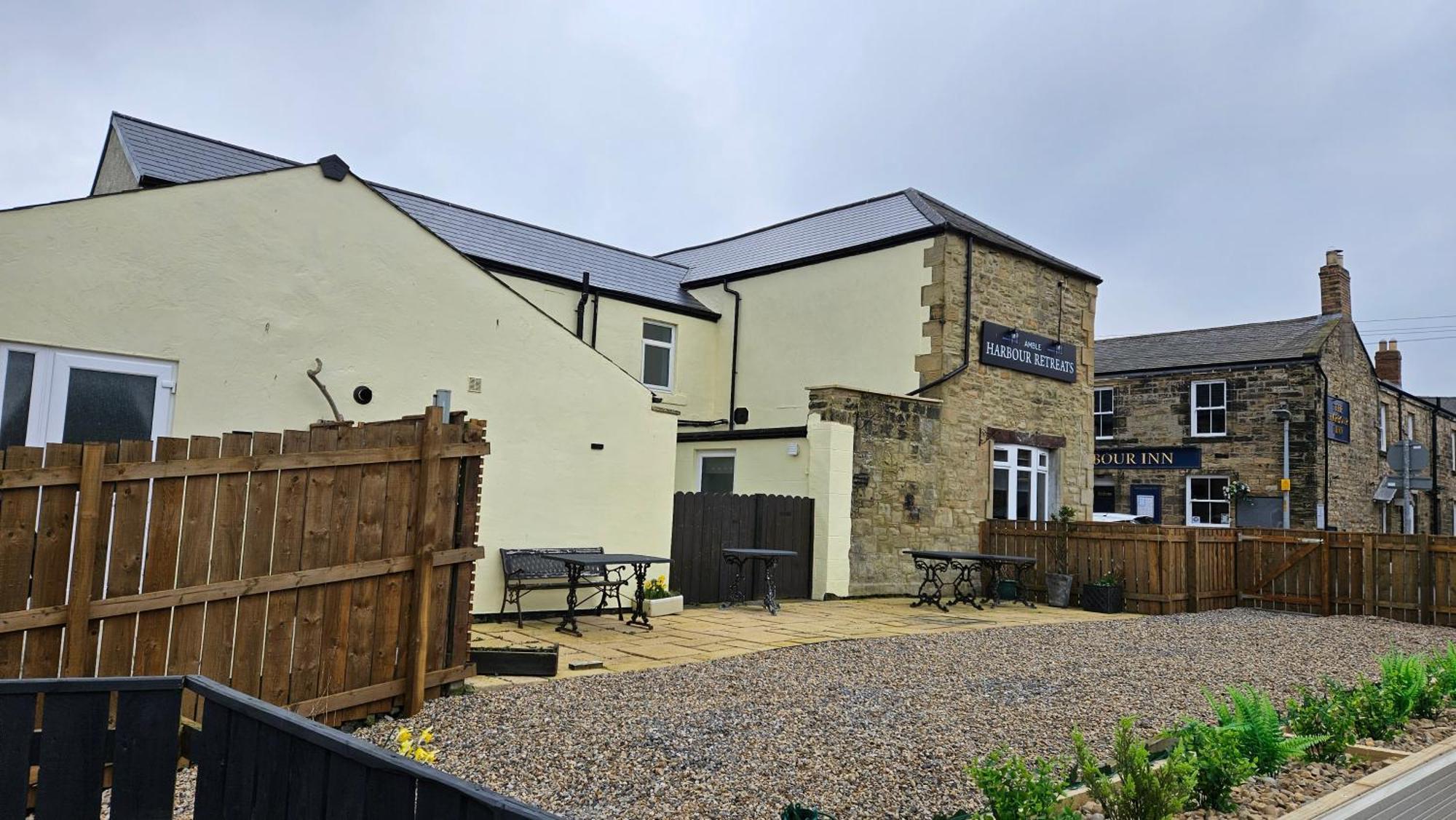 Amble Harbour Retreats Hotel Buitenkant foto